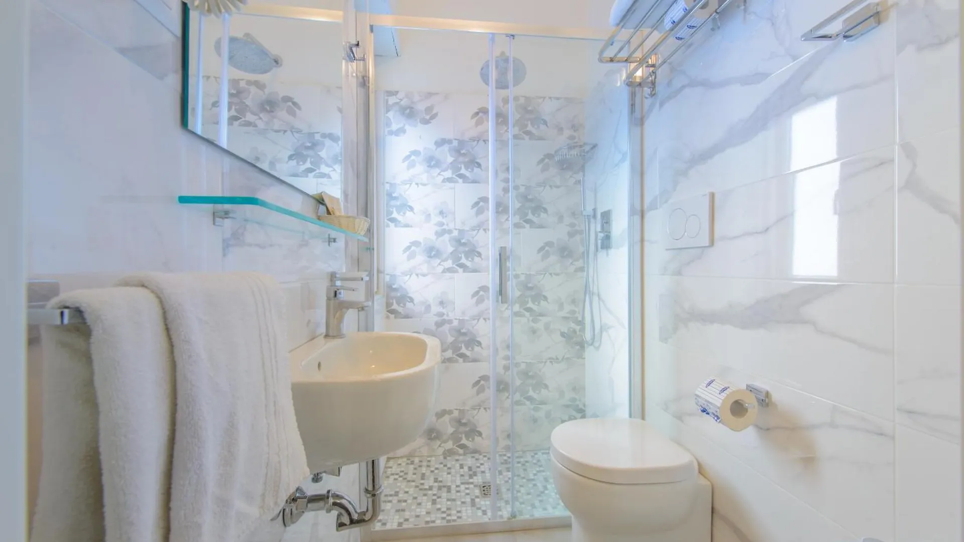 Hotel San Marino Riccione 3*,  Italy